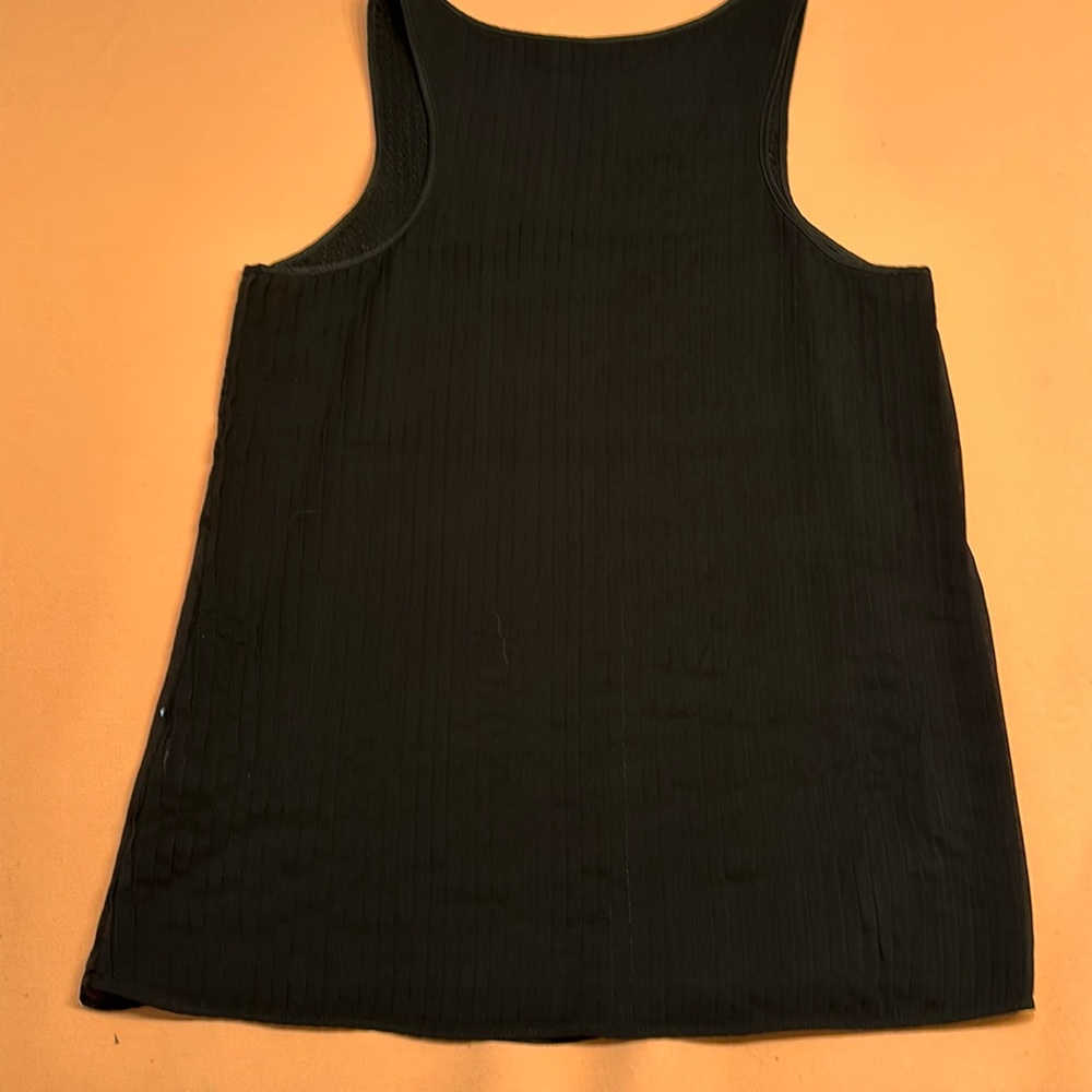 Alice + Olivia silk Tank Top. Black. Size Small. - Picture 2 of 5